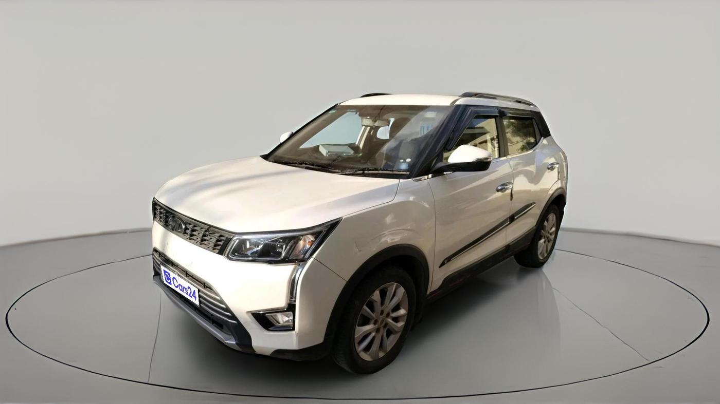2022 Mahindra XUV300 W8 1.5 DIESEL, Diesel, Manual, 44,807 km, exterior