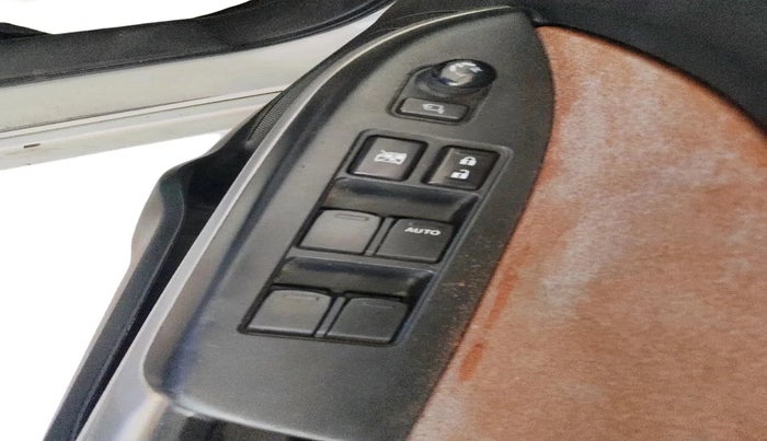 2017 Maruti Baleno ZETA DIESEL 1.3, Diesel, Manual, 68,083 km, interior