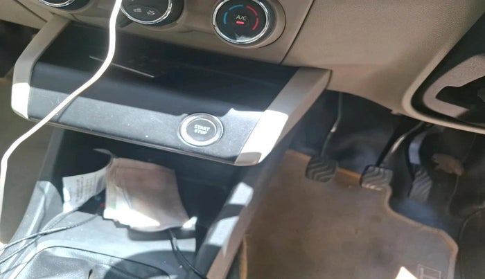 2019 Renault TRIBER RXZ, Petrol, Manual, 38,663 km, interior