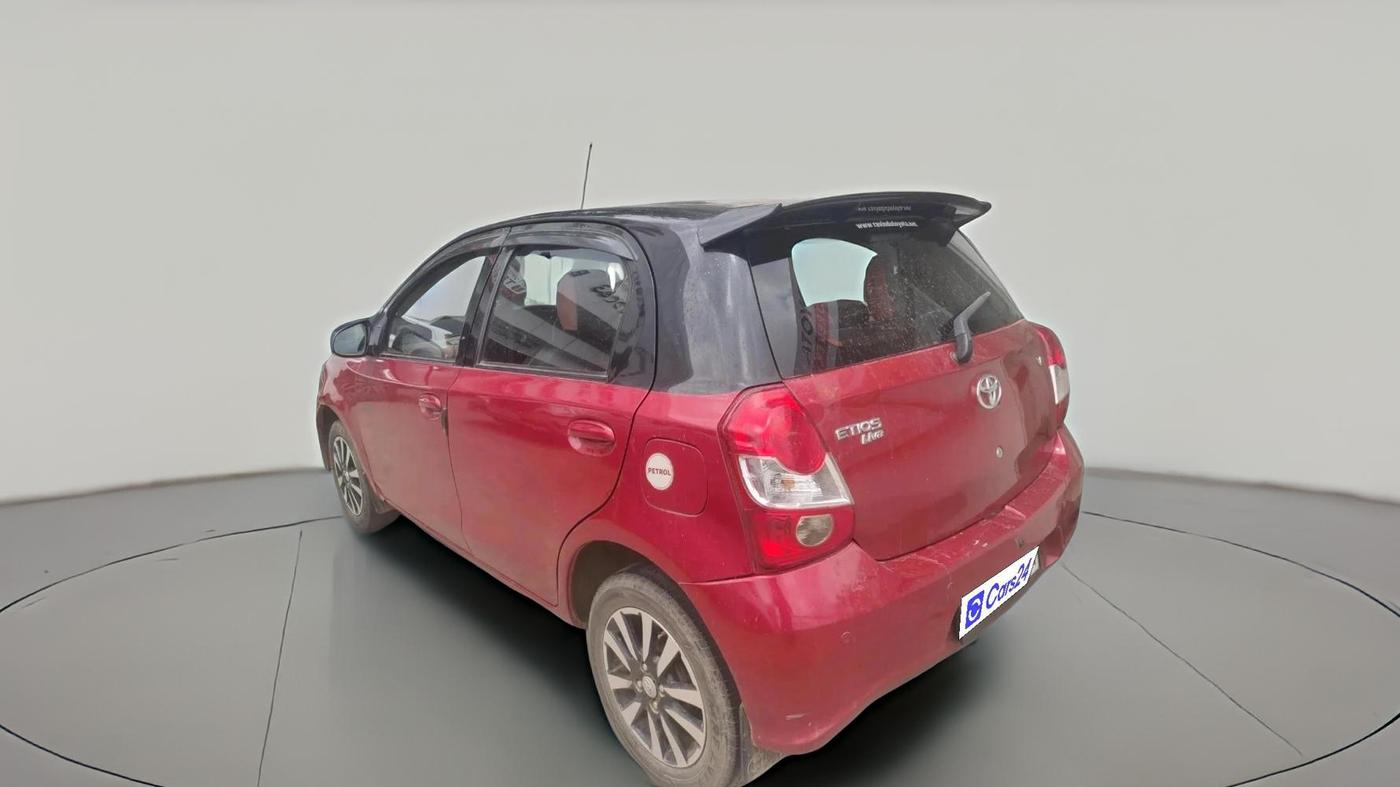 2017 Toyota Etios Liva V, Petrol, Manual, 1,17,082 km, exterior