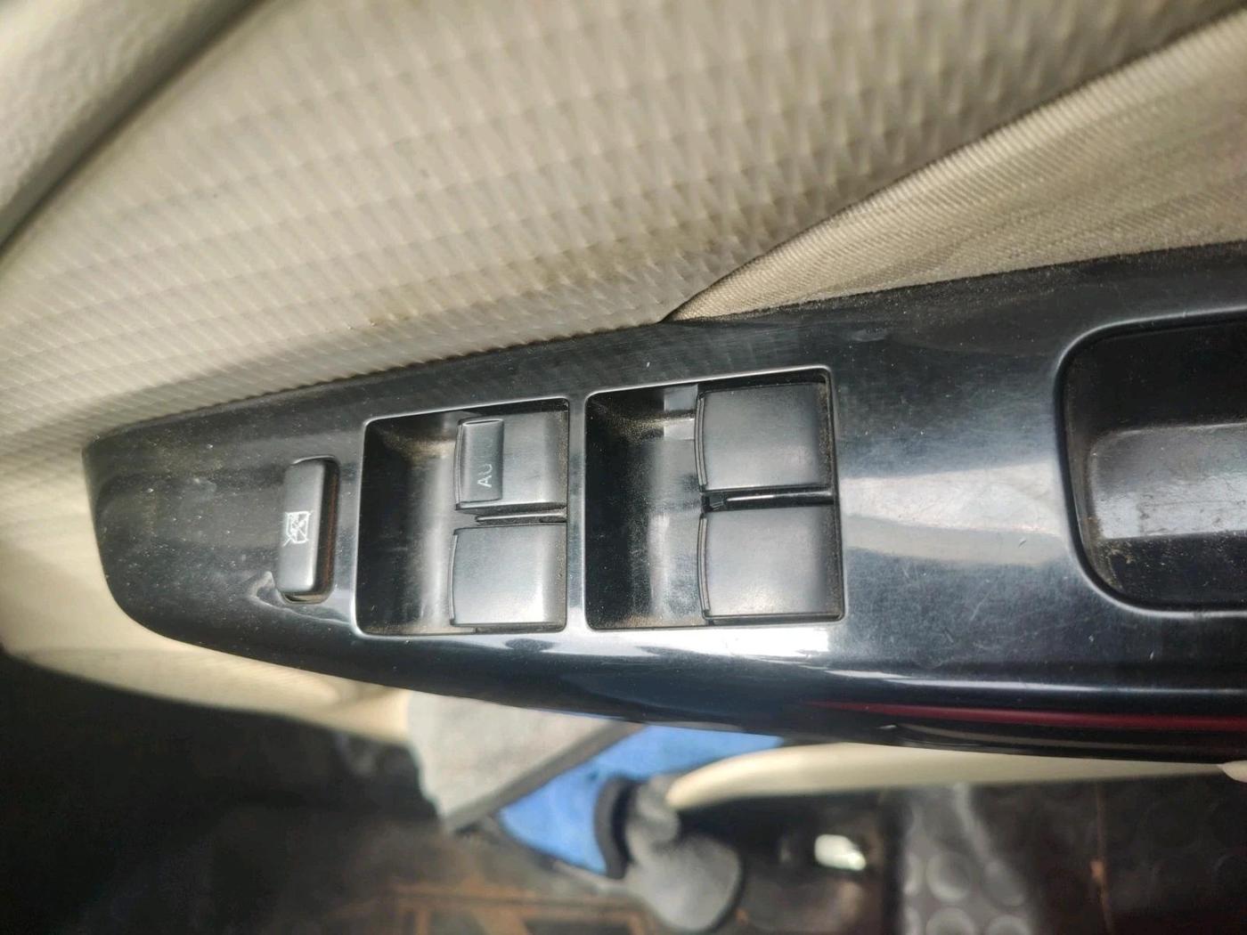 2017 Toyota Etios Liva V, Petrol, Manual, 1,17,082 km, interior