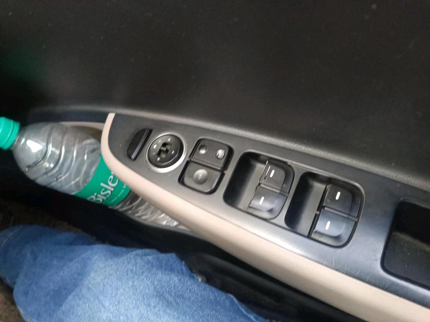 2014 Hyundai Xcent S AT 1.2 (O), Petrol, Automatic, 89,332 km, interior