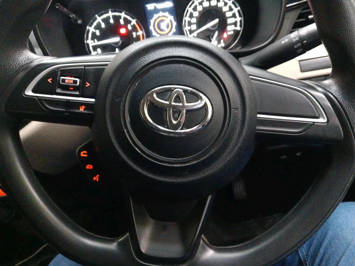 2024 Toyota Glanza G, Petrol, Manual, 27,938 km, interior