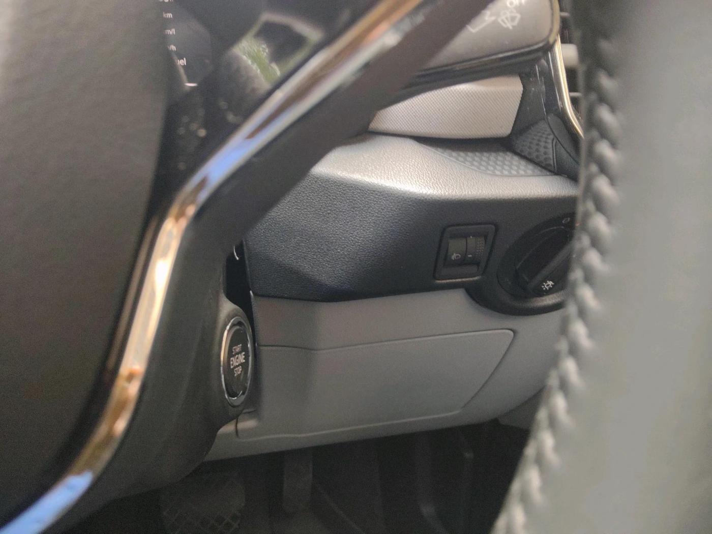 2025 Skoda Kylaq Signature Plus AT, Petrol, Automatic, 2,063 km, interior