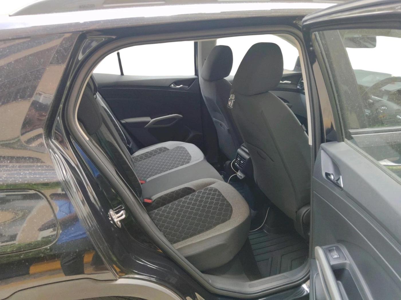 2025 Skoda Kylaq Signature Plus AT, Petrol, Automatic, 2,063 km, interior