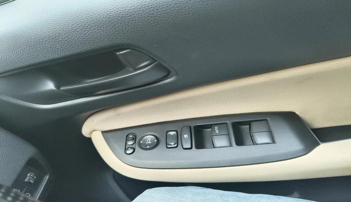 2022 Honda City 1.5L I-VTEC V CVT 5TH GEN, Petrol, Automatic, 14,636 km, interior