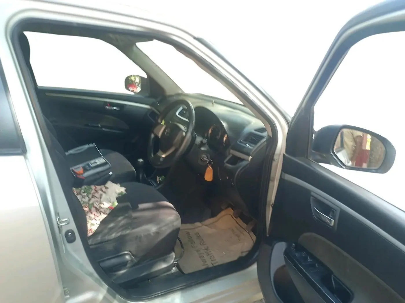 2016 Maruti Swift VDI (O), Diesel, Manual, 1,12,329 km, interior