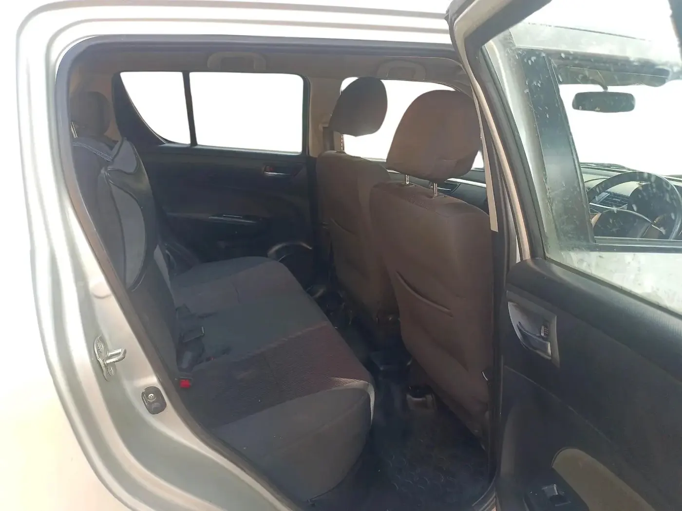 2016 Maruti Swift VDI (O), Diesel, Manual, 1,12,329 km, interior