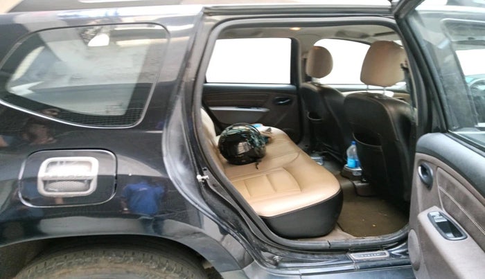 2016 Renault Duster RXL PETROL, Petrol, Manual, 1,45,810 km, interior