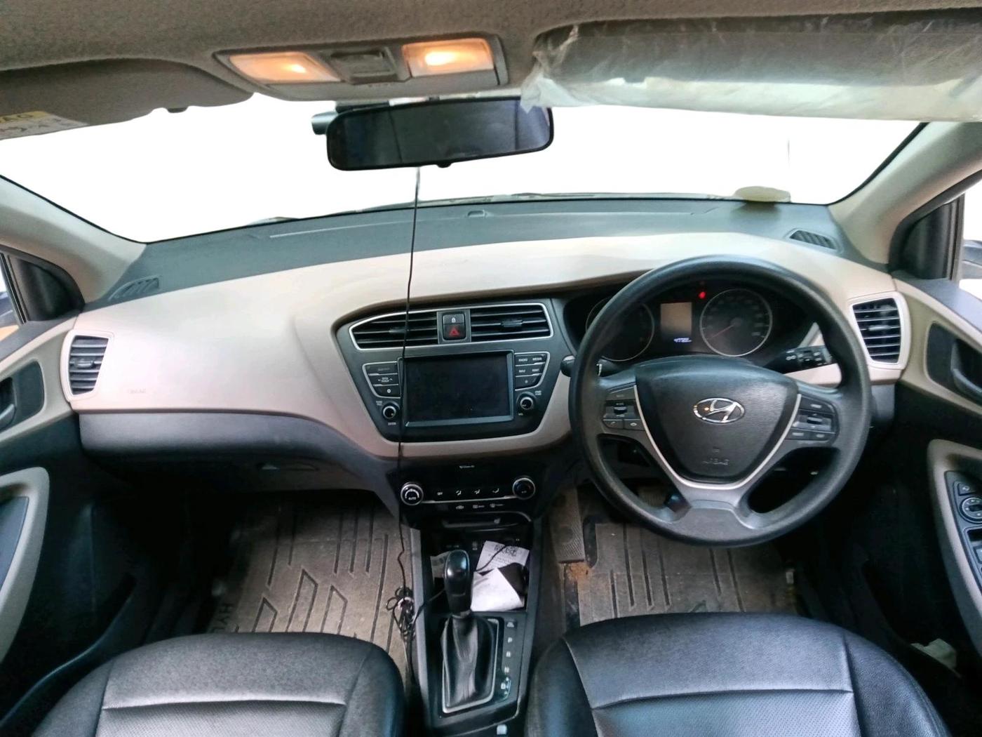 2018 Hyundai Elite i20 ASTA 1.2  CVT, Petrol, Automatic, 47,722 km, interior