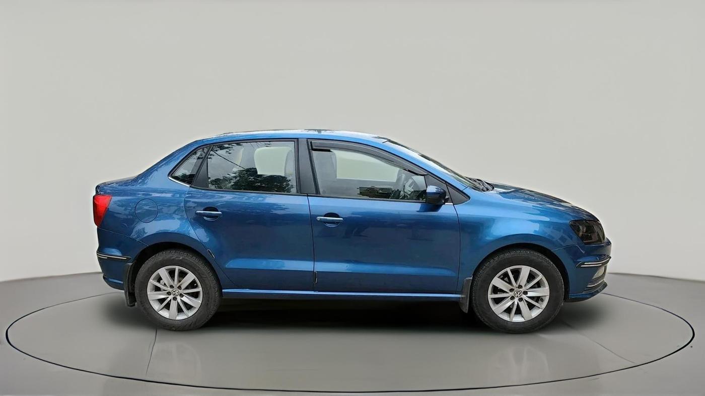 2016 Volkswagen Ameo HIGHLINE1.5L, Diesel, Manual, 90,547 km, exterior