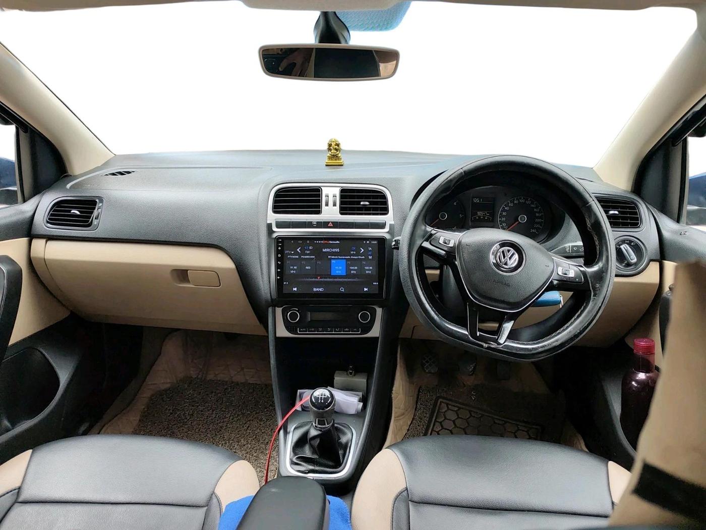2016 Volkswagen Ameo HIGHLINE1.5L, Diesel, Manual, 90,547 km, interior