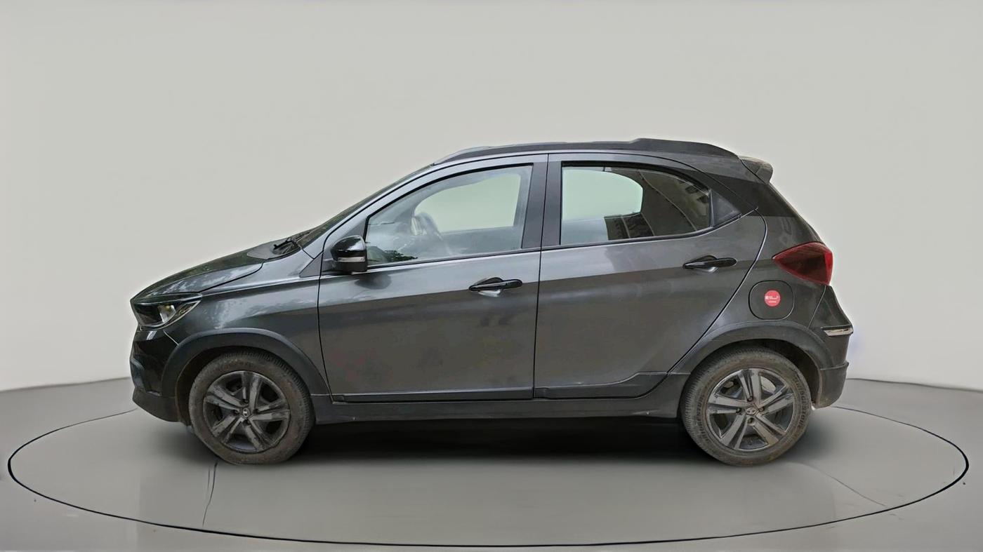 2022 Tata TIAGO NRG XZ MT, Petrol, Manual, 24,074 km, exterior