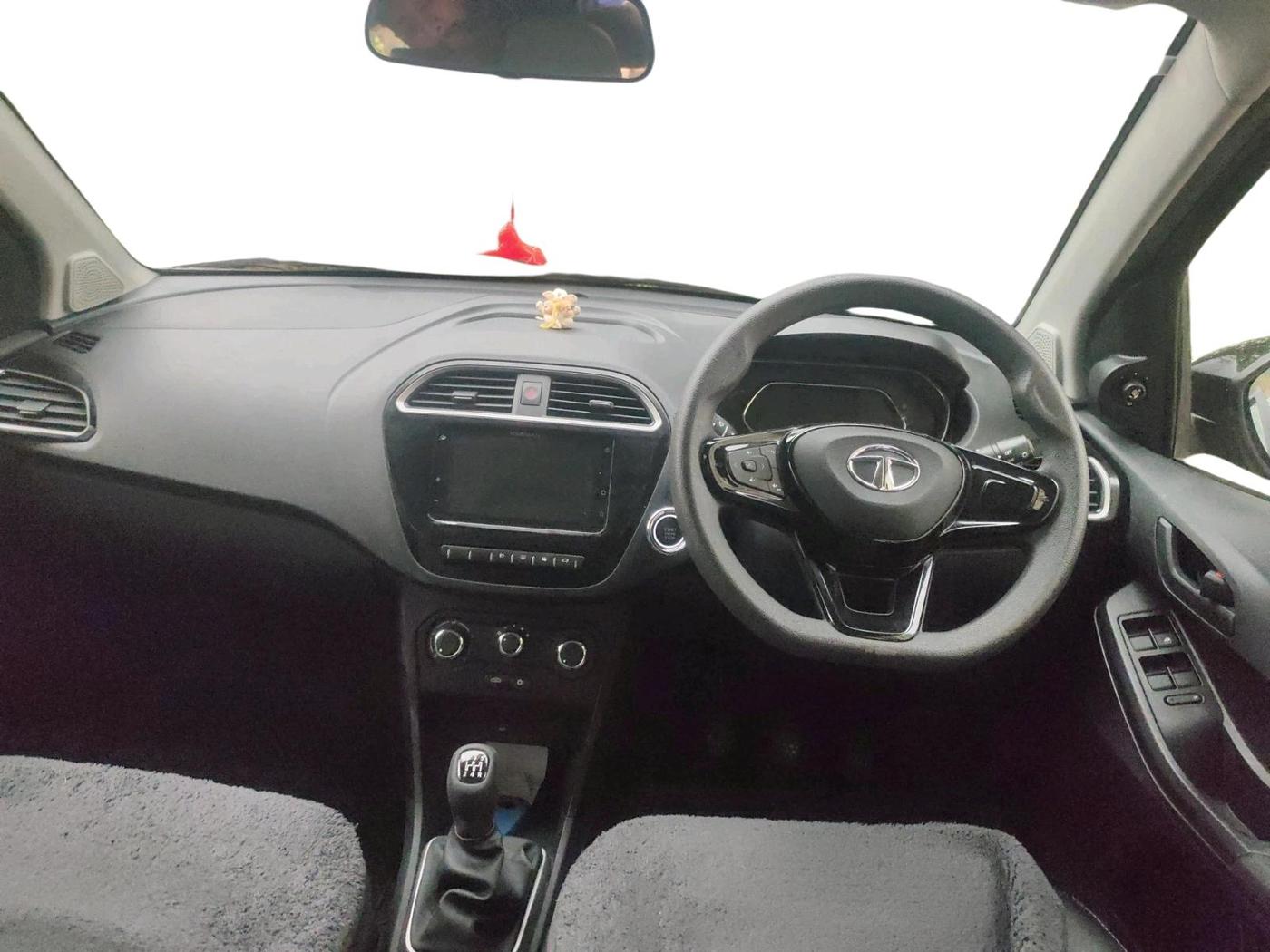 2022 Tata TIAGO NRG XZ MT, Petrol, Manual, 24,074 km, interior