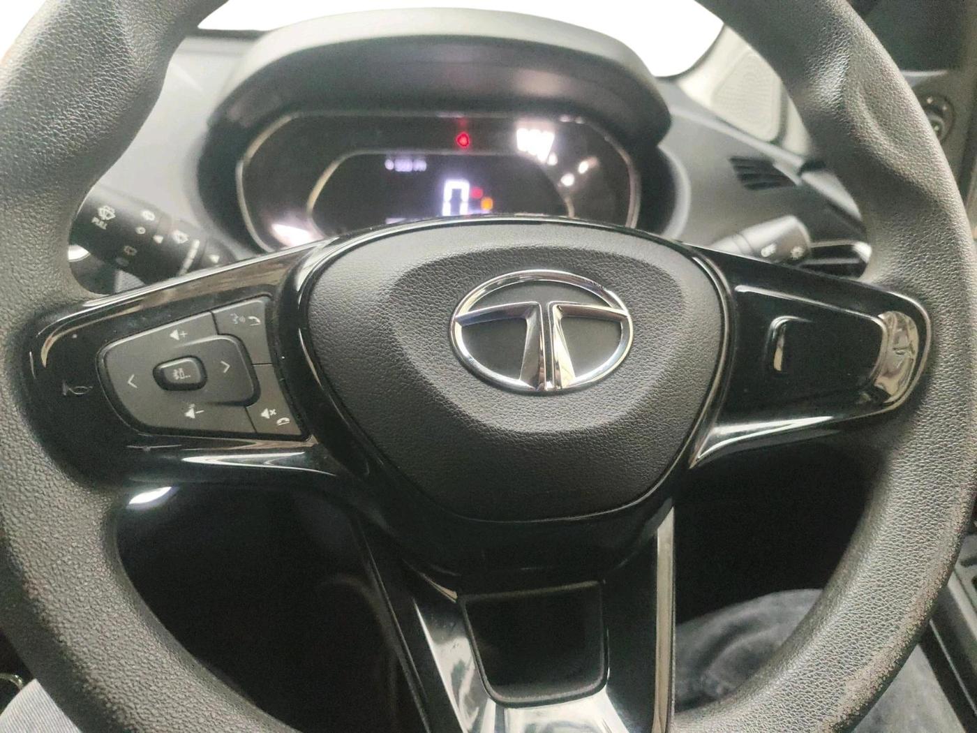 2022 Tata TIAGO NRG XZ MT, Petrol, Manual, 24,074 km, interior