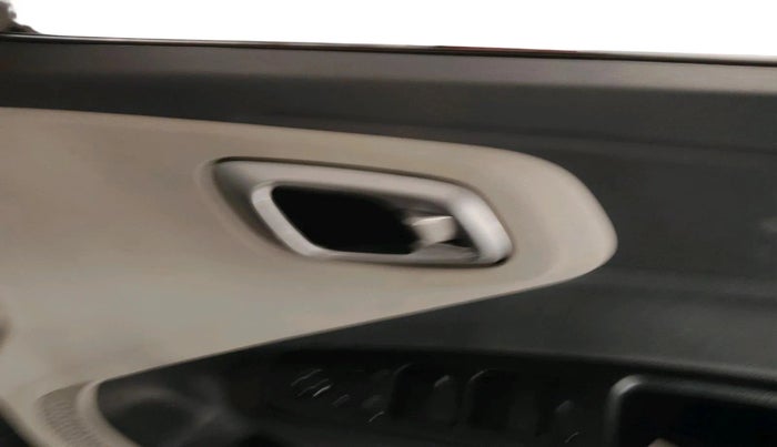 2022 Hyundai AURA SX PLUS 1.2 AMT, Petrol, Automatic, 29,514 km, interior