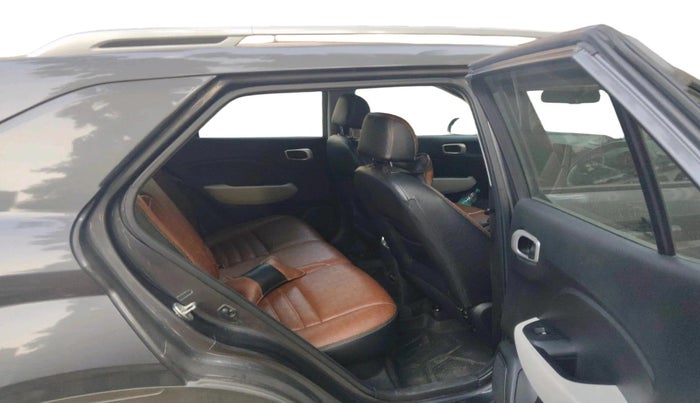 2022 Hyundai VENUE SX 1.5 CRDI, Diesel, Manual, 41,474 km, interior