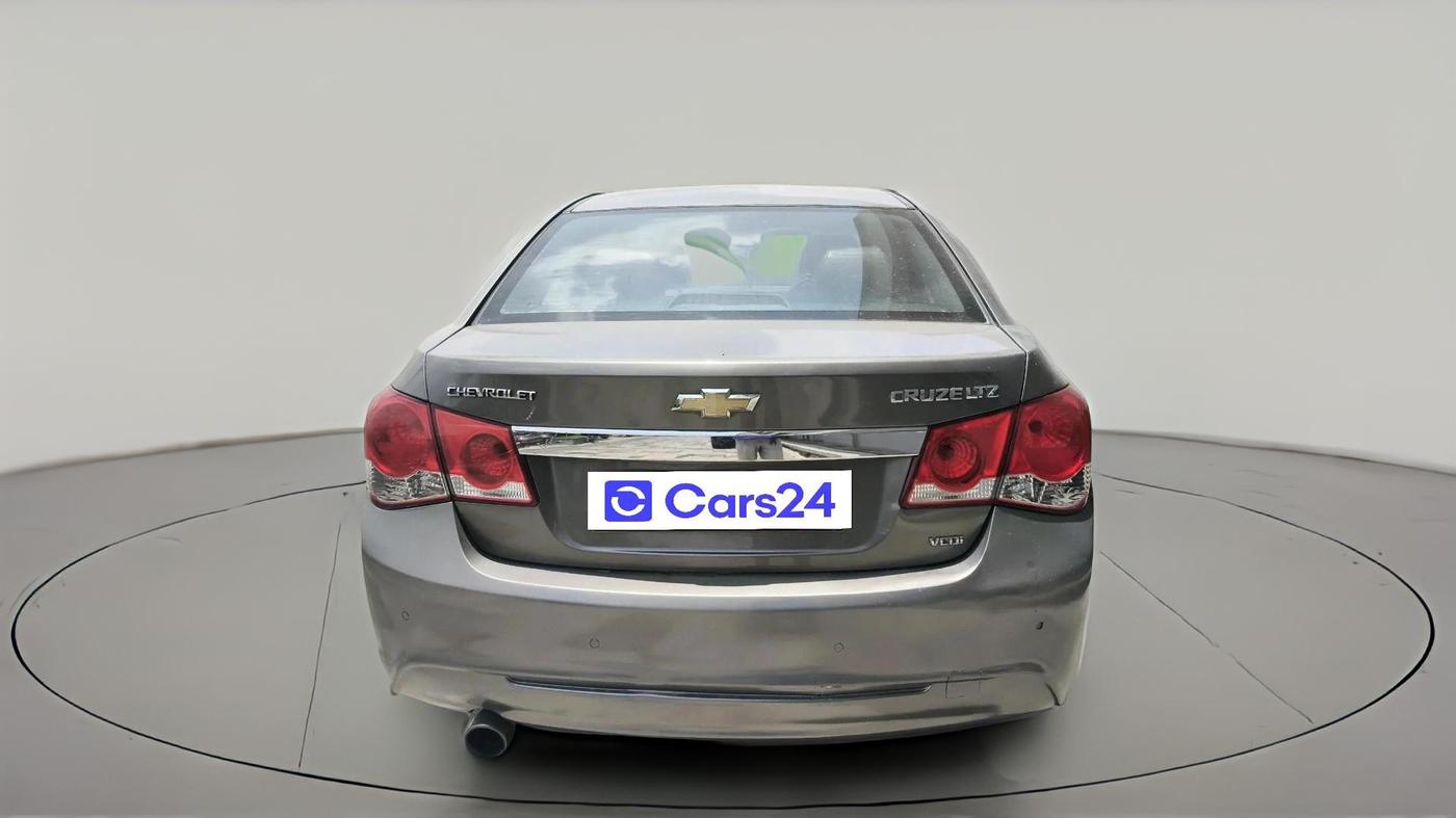 2013 Chevrolet Cruze LTZ, Diesel, Manual, 77,229 km, exterior