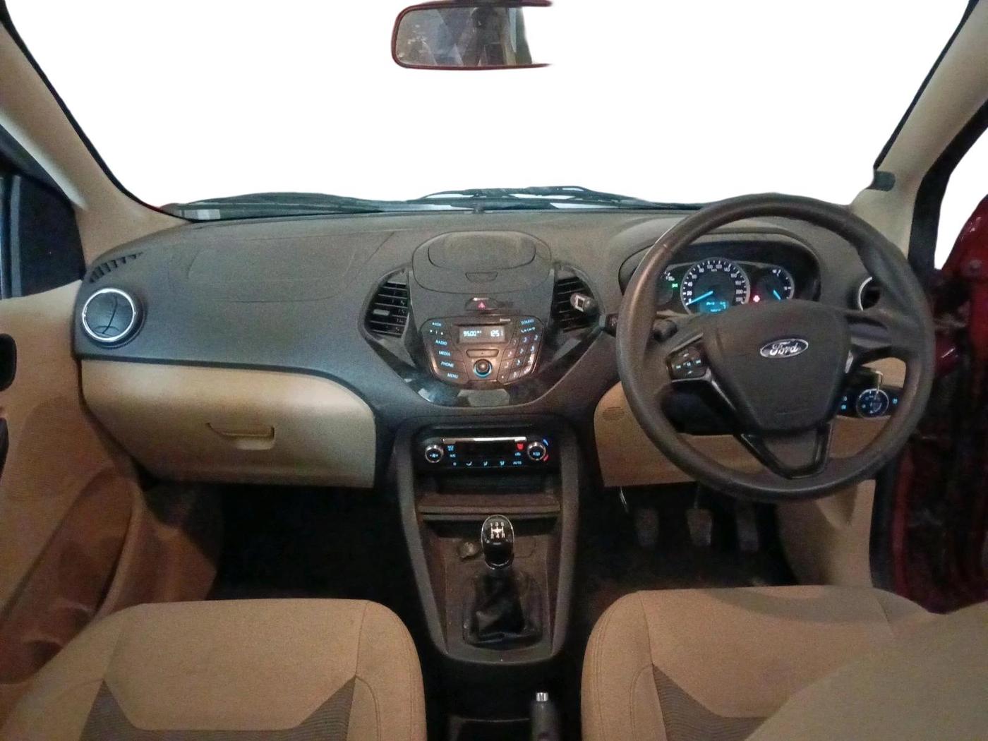 2017 Ford Figo Aspire TITANIUM 1.2 PETROL, Petrol, Manual, 79,598 km, interior