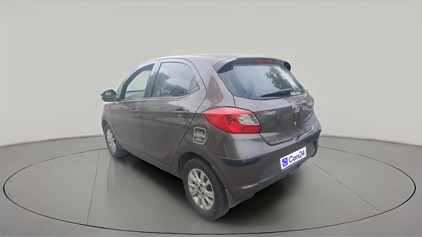2018 Tata Tiago XZ PETROL, Petrol, Manual, 43,158 km, exterior