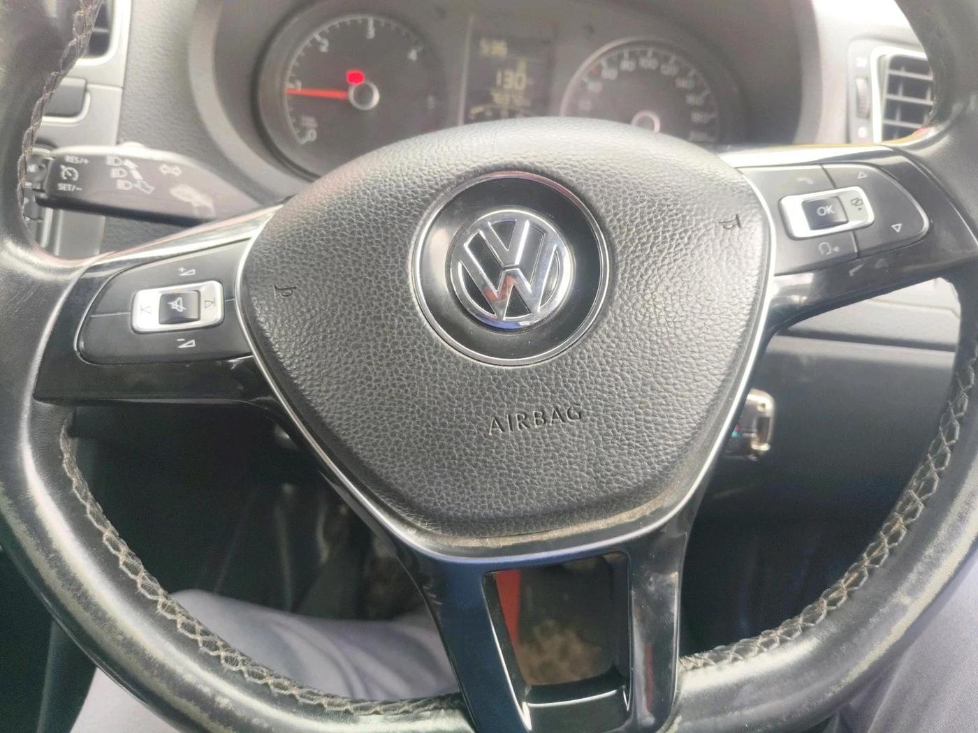 2018 Volkswagen Polo HIGHLINE PLUS 1.5 16 ALLOY, Diesel, Manual, 76,972 km, interior