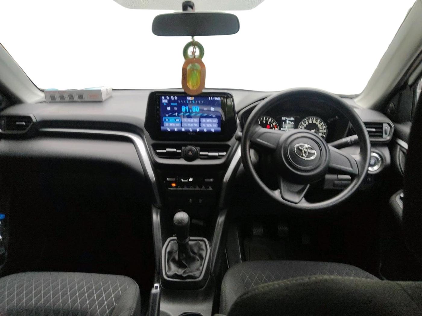 2025 Toyota URBAN CRUISER HYRYDER E NEO DRIVE, Petrol, Manual, 7,297 km, interior