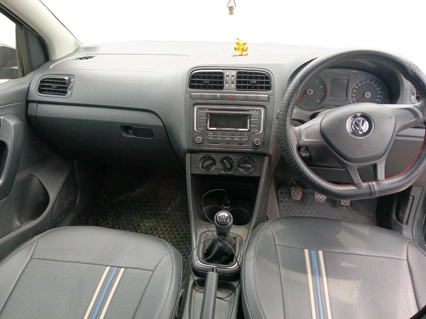 2019 Volkswagen Polo COMFORTLINE 1.0L MPI, Petrol, Manual, 52,025 km, interior