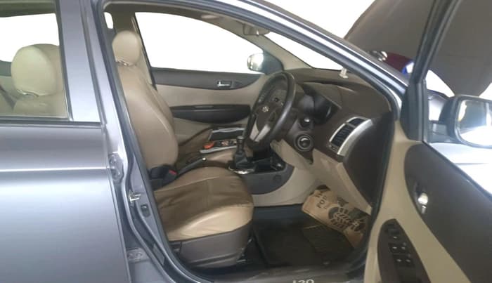 2010 Hyundai i20 SPORTZ 1.2, Petrol, Manual, 54,337 km, interior