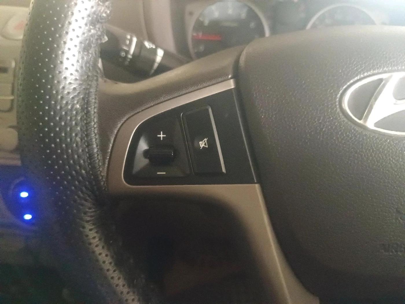 2010 Hyundai i20 SPORTZ 1.2, Petrol, Manual, 54,337 km, interior