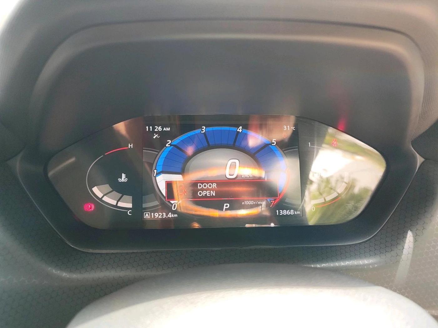 2022 Nissan MAGNITE XV PREMIUM TURBO CVT, Petrol, Automatic, 13,868 km, interior