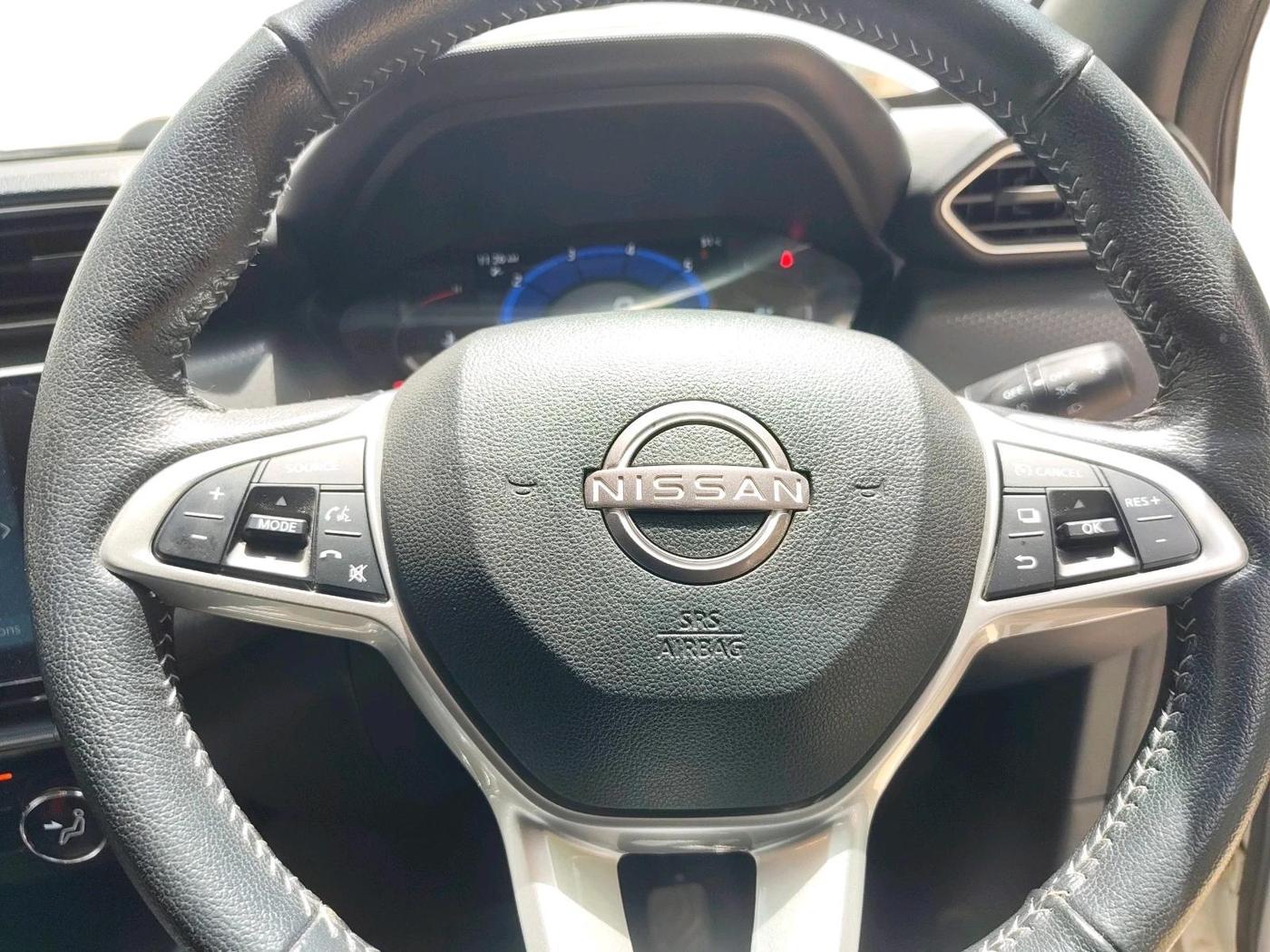 2022 Nissan MAGNITE XV PREMIUM TURBO CVT, Petrol, Automatic, 13,868 km, interior