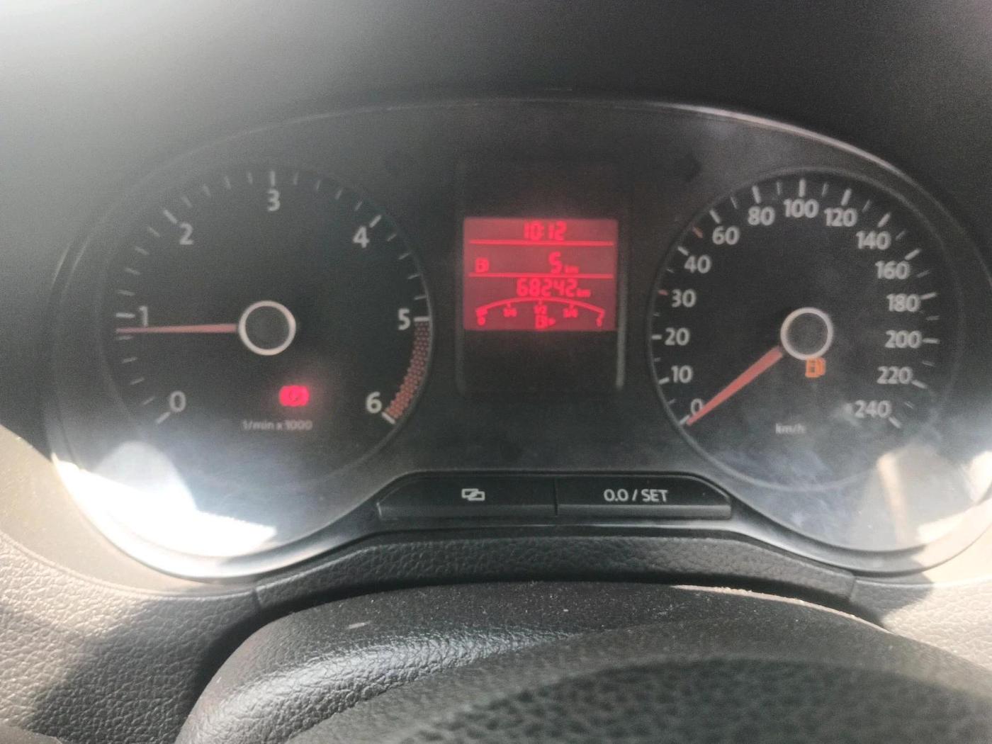 2014 Volkswagen Polo COMFORTLINE 1.2L, Diesel, Manual, 68,242 km, interior