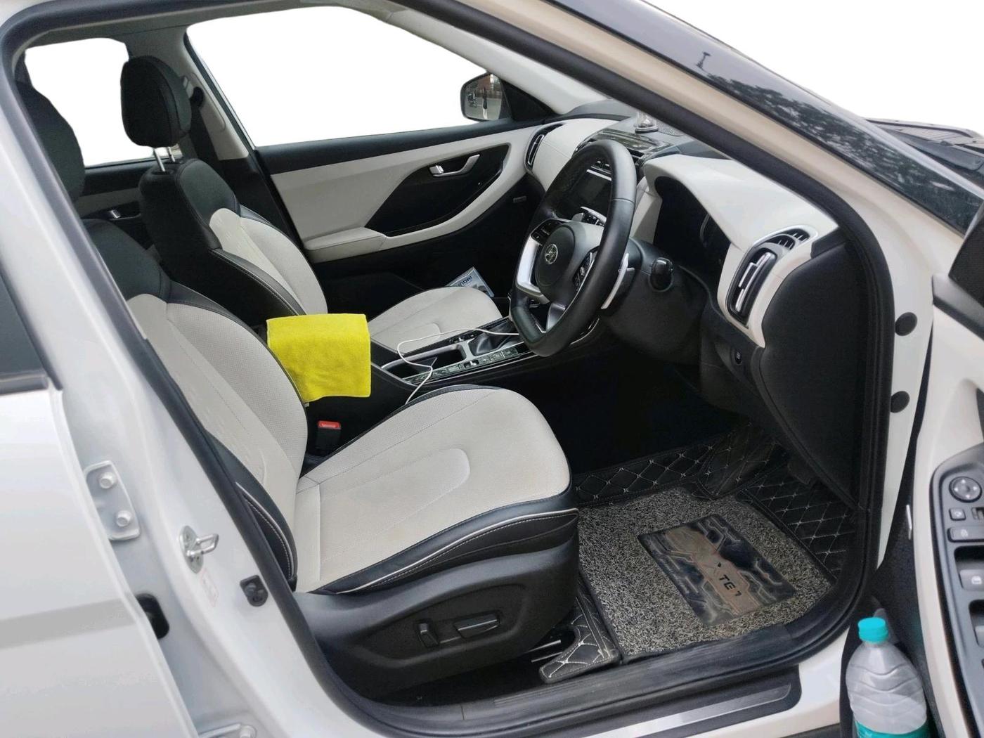 2022 Hyundai Creta SX (O) AT 1.5 DIESEL, Diesel, Automatic, 49,368 km, interior