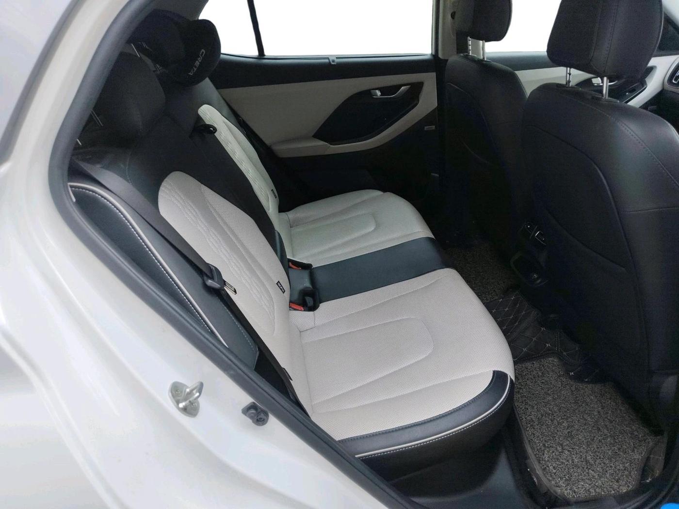 2022 Hyundai Creta SX (O) AT 1.5 DIESEL, Diesel, Automatic, 49,368 km, interior