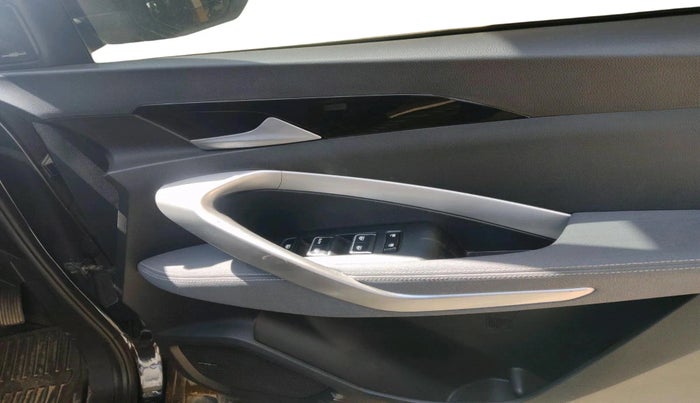 2021 MG HECTOR SHINE 1.5 PETROL TURBO CVT, Petrol, Automatic, 35,325 km, interior