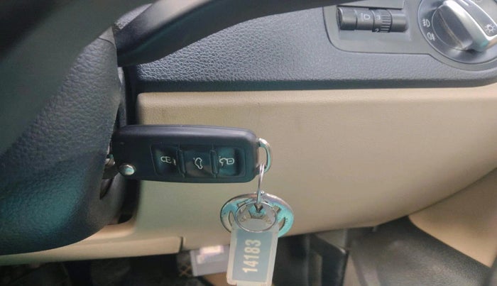 2014 Volkswagen Polo HIGHLINE1.5L, Diesel, Manual, 93,297 km, interior