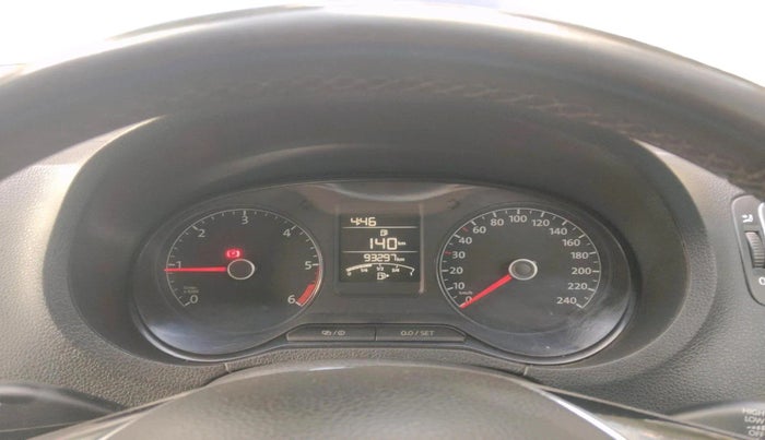 2014 Volkswagen Polo HIGHLINE1.5L, Diesel, Manual, 93,297 km, interior