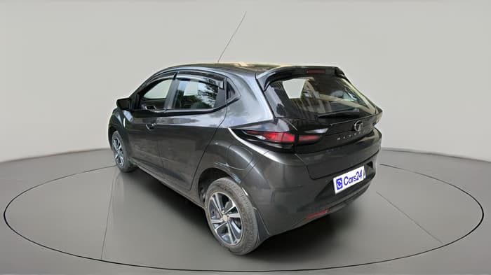 2024 Tata ALTROZ XZ PETROL, Petrol, Manual, 8,798 km, exterior