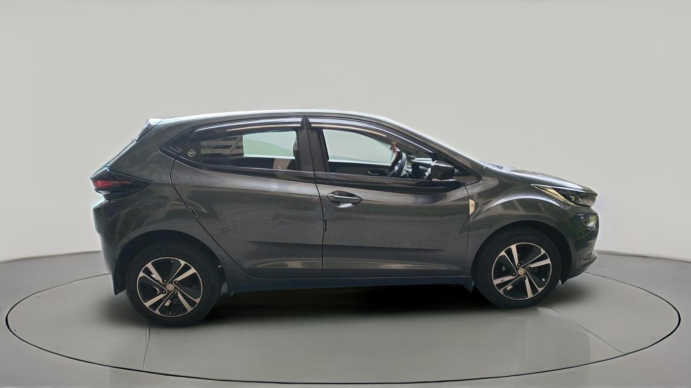 2024 Tata ALTROZ XZ PETROL, Petrol, Manual, 8,798 km, exterior