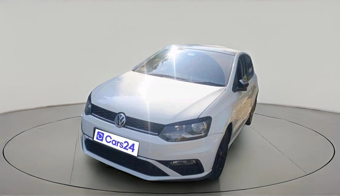 2015 Volkswagen Polo HIGHLINE1.5L, Diesel, Manual, 1,06,671 km, exterior