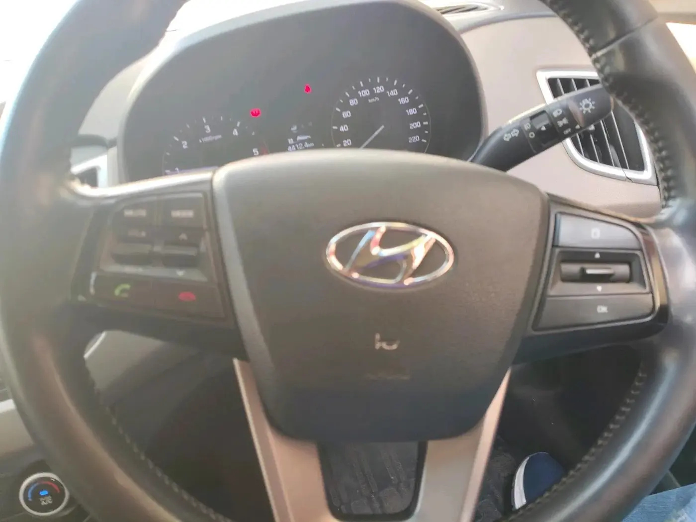 2018 Hyundai Creta SX (O) 1.6 DIESEL, Diesel, Manual, 1,52,554 km, interior