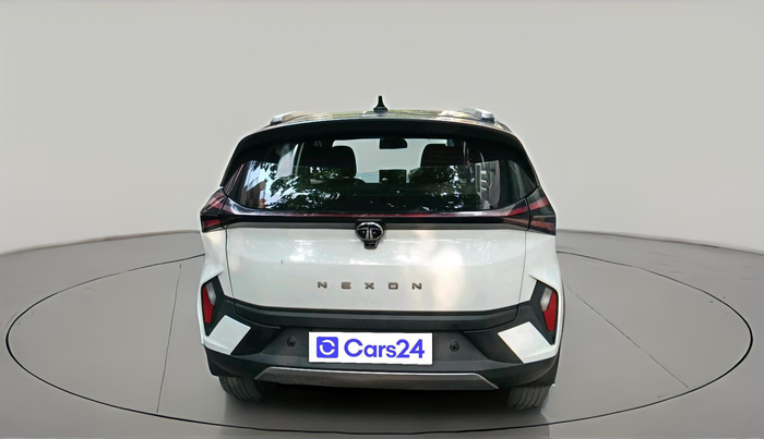 2024 Tata NEXON FEARLESS + DUAL TONE 1.5 DIESEL, Diesel, Manual, 33,639 km, exterior