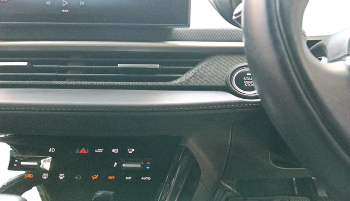 2024 Tata NEXON FEARLESS + DUAL TONE 1.5 DIESEL, Diesel, Manual, 33,639 km, interior