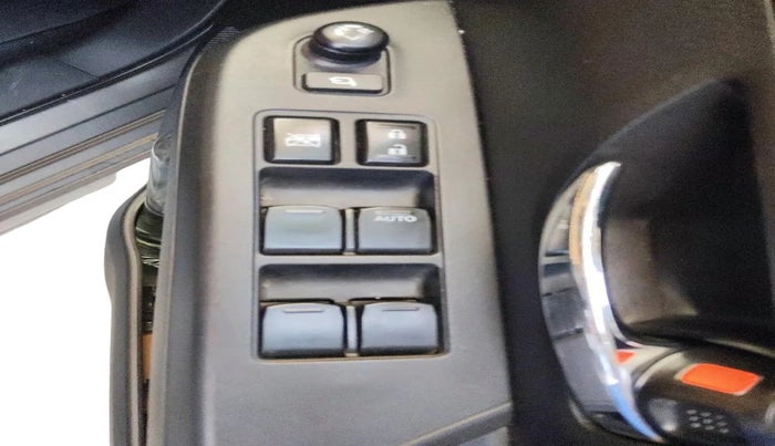 2020 Maruti XL6 ALPHA AT, Petrol, Automatic, 54,988 km, interior