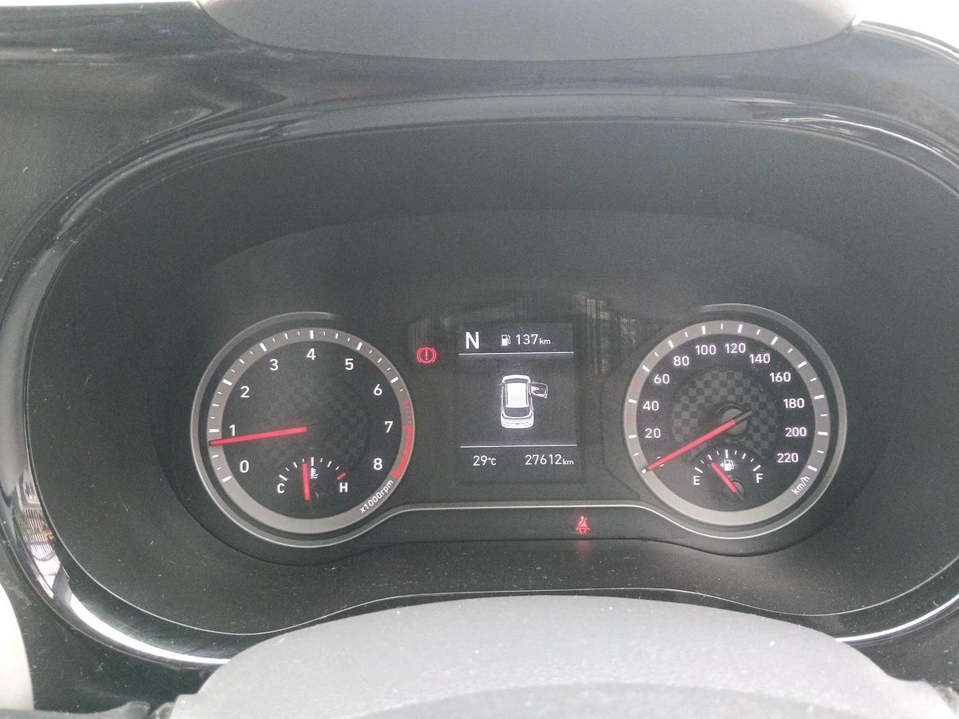 2023 Hyundai GRAND I10 NIOS SPORTZ AMT 1.2 KAPPA VTVT, Petrol, Automatic, 27,612 km, interior