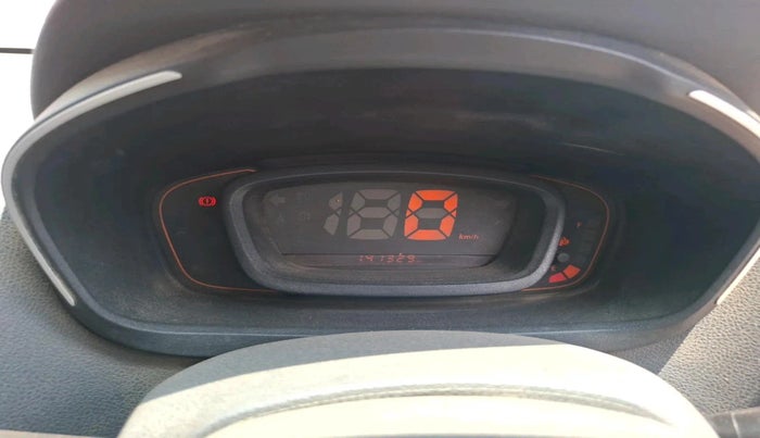 2016 Renault Kwid RXL, Petrol, Manual, 1,41,329 km, interior
