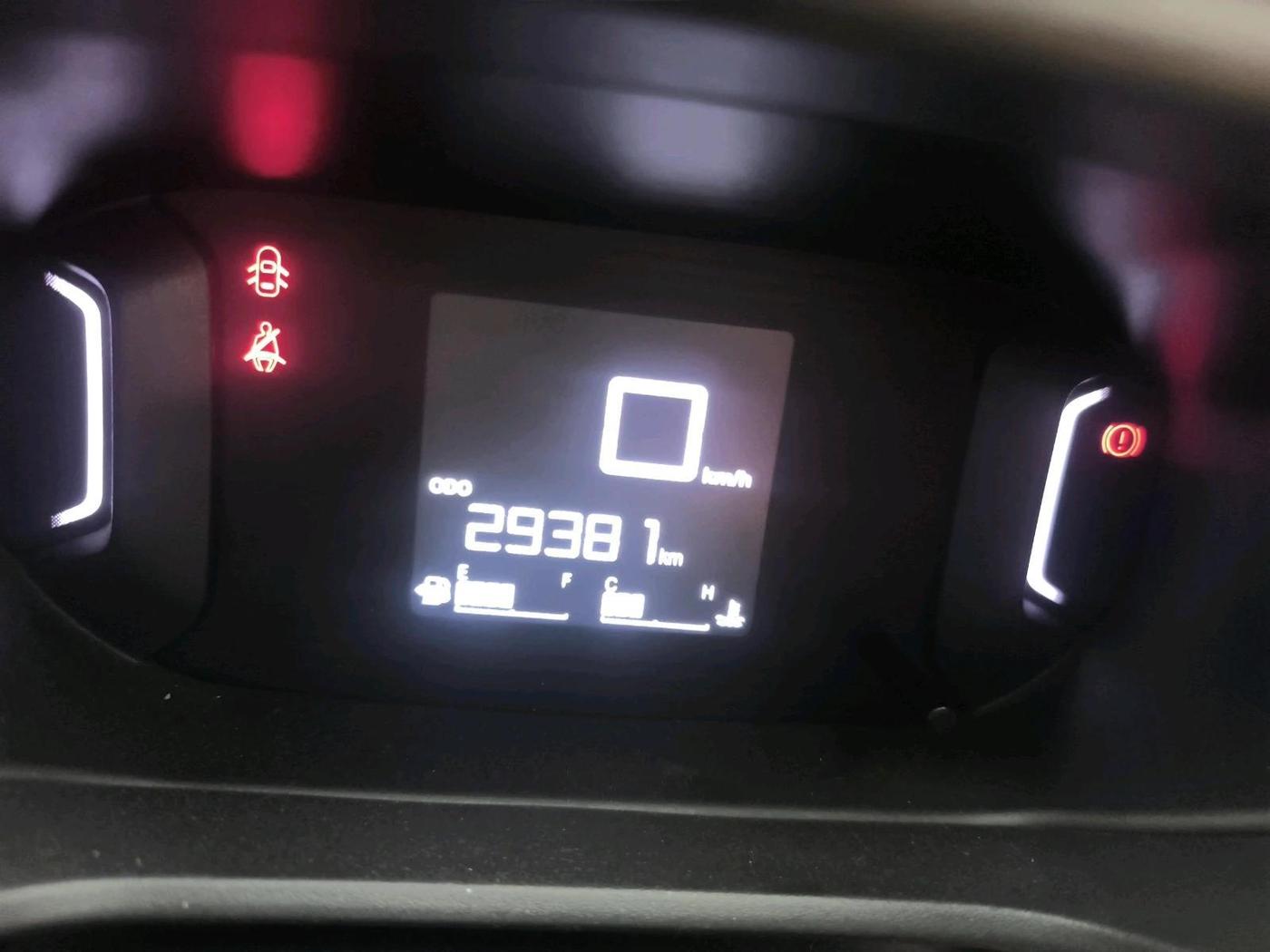 2022 CITROEN C3 FEEL 1.2, Petrol, Manual, 29,381 km, interior