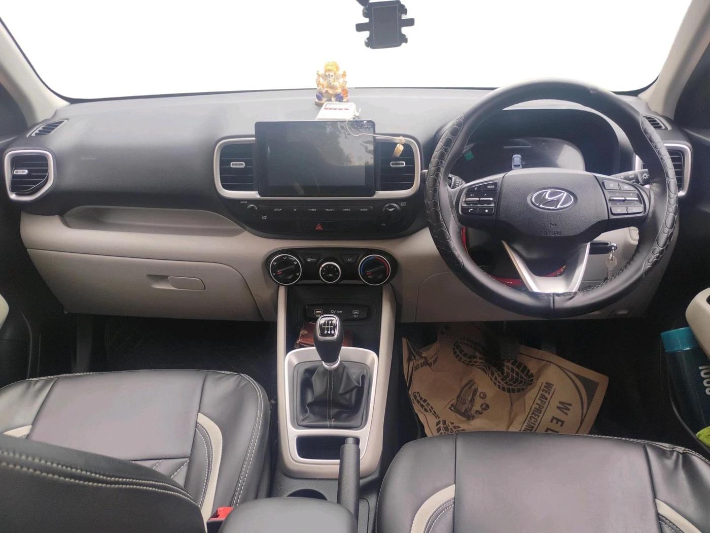 2022 Hyundai VENUE S (O) 1.0 TURBO IMT, Petrol, Manual, 26,080 km, interior