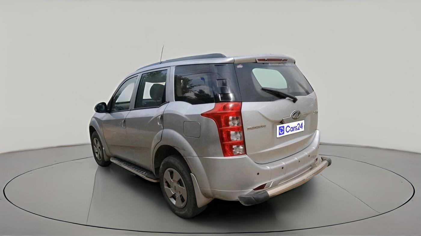 2015 Mahindra XUV500 W4, Diesel, Manual, 1,65,713 km, exterior