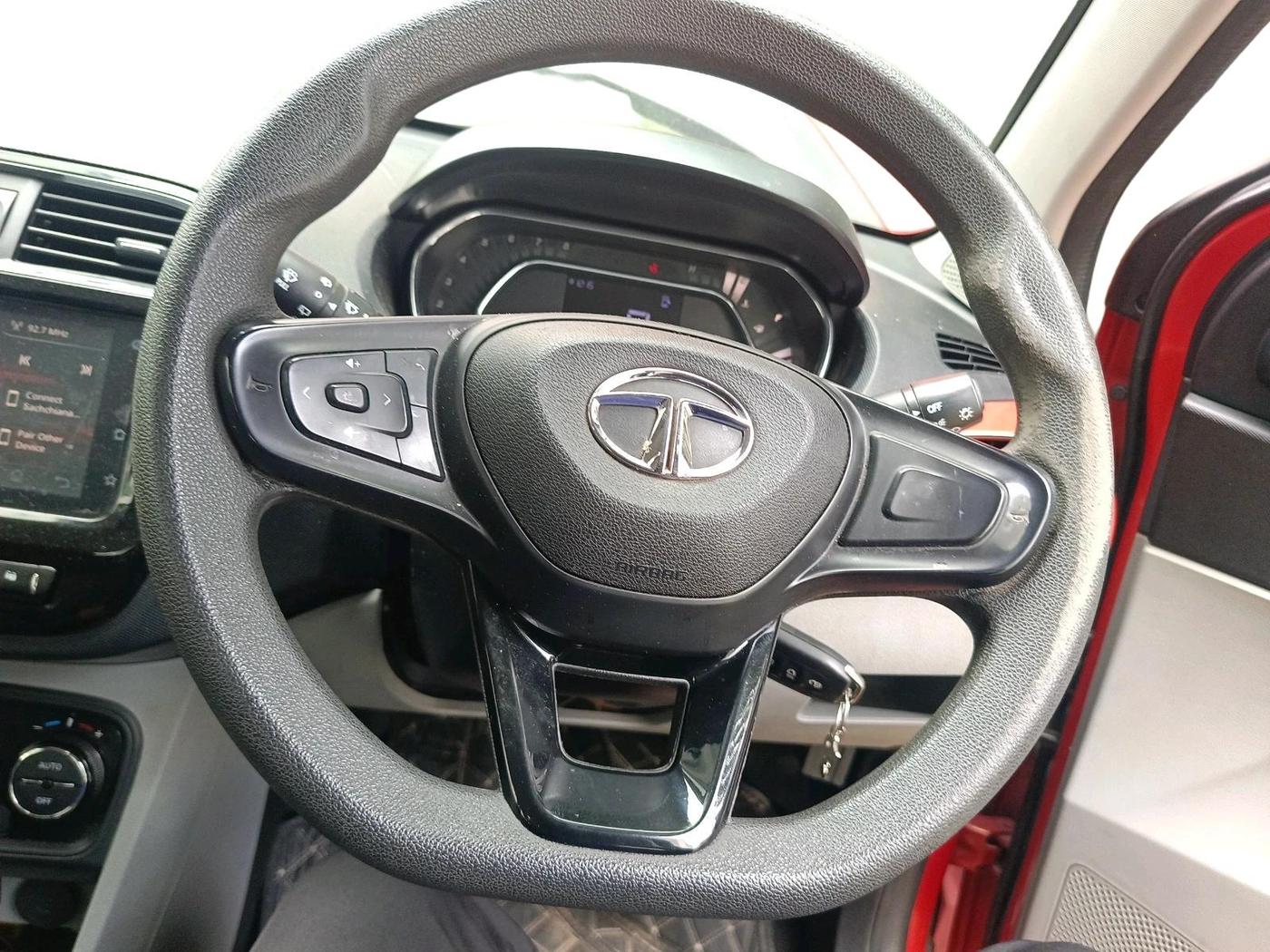 2021 Tata Tiago XZ PLUS PETROL, Petrol, Manual, 29,277 km, interior